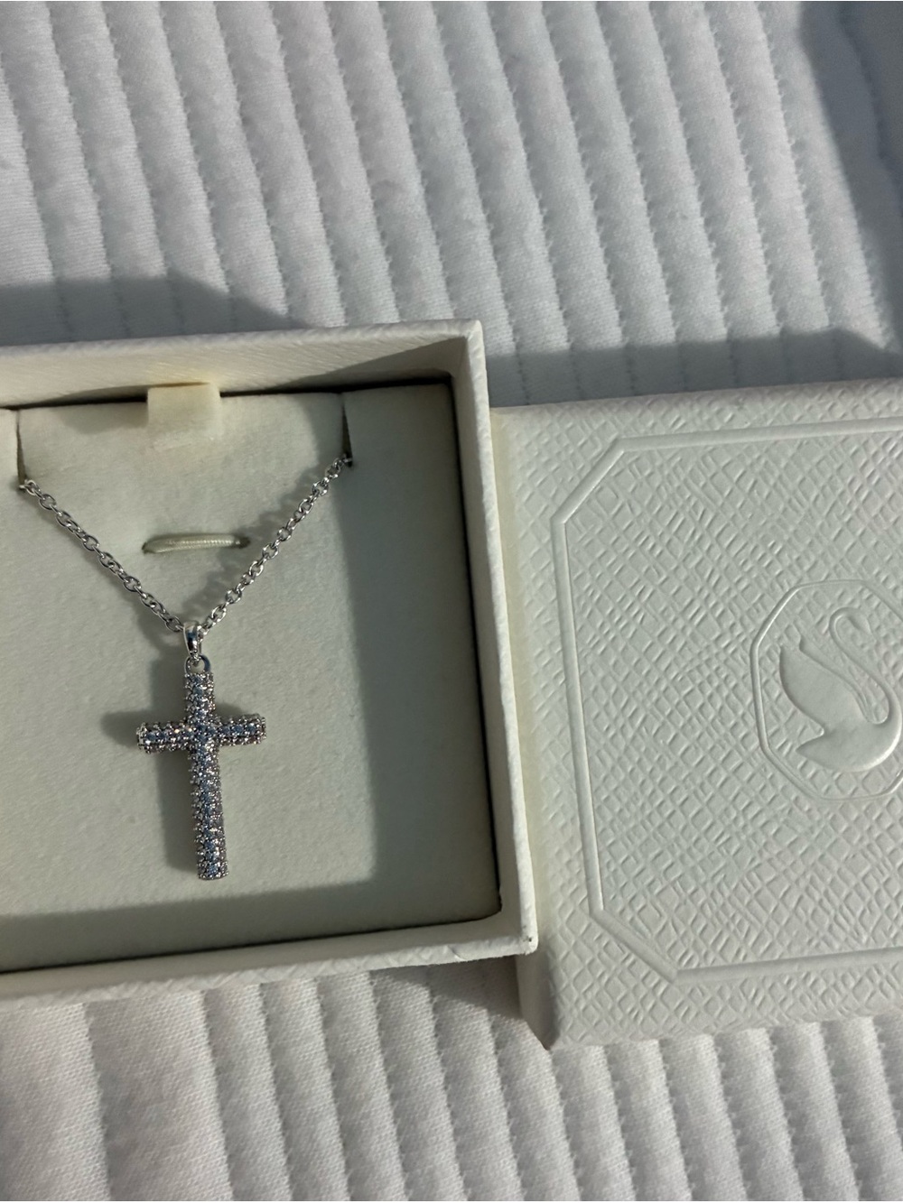 Swarovski sliver cross necklace